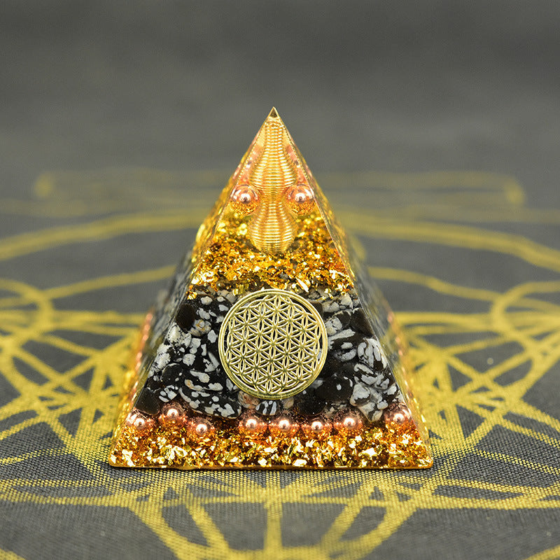 Reiki Orgonite Energy Orgon Pyramid Gathering Fortune Helping Soothe the soul Chakra Resin