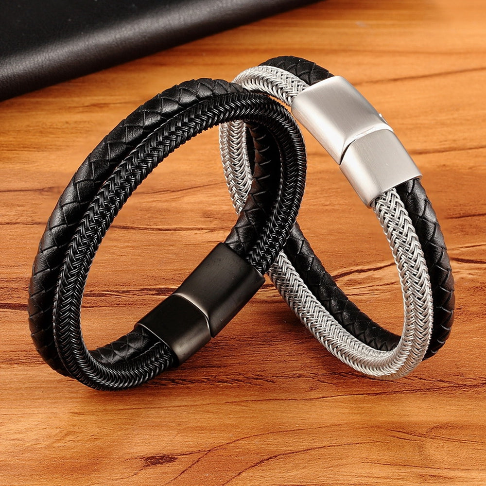 Two-Tone Magnetic Buckle Bracelet Bracelet (Unisex )